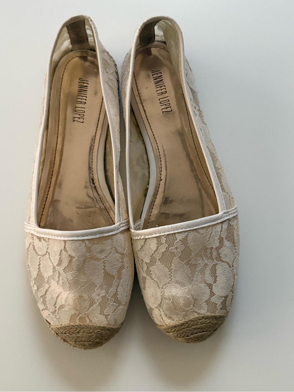 Jennifer Lopez Lace Espadrille Flats in Cream size 8.5
